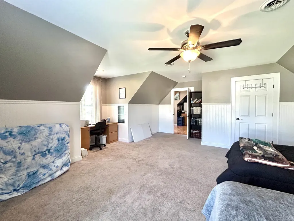 2048 Collins Avenue Shelby Charter Township MI 48317
