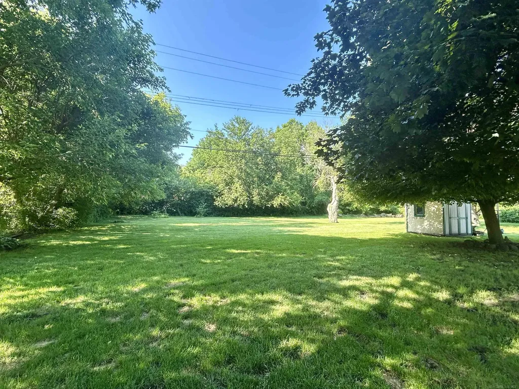 2048 Collins Avenue Shelby Charter Township MI 48317