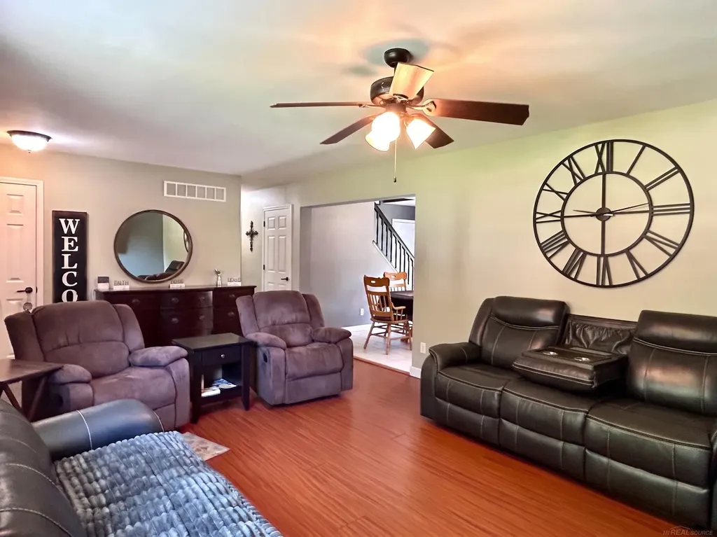 2048 Collins Avenue Shelby Charter Township MI 48317