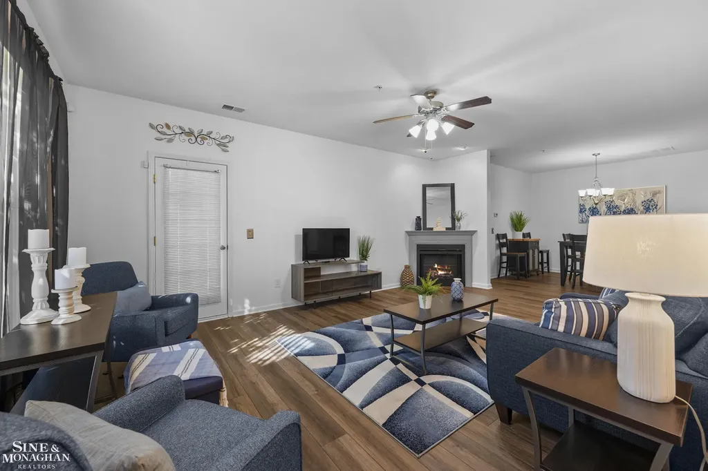 29981 Fox Run Circle Warren City MI 48092