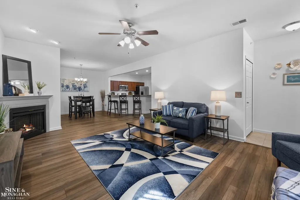 29981 Fox Run Circle Warren City MI 48092