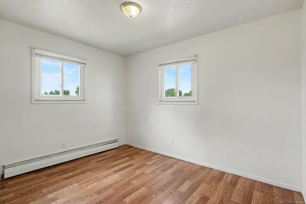 1944 E River Road Kawkawlin Township MI 48631