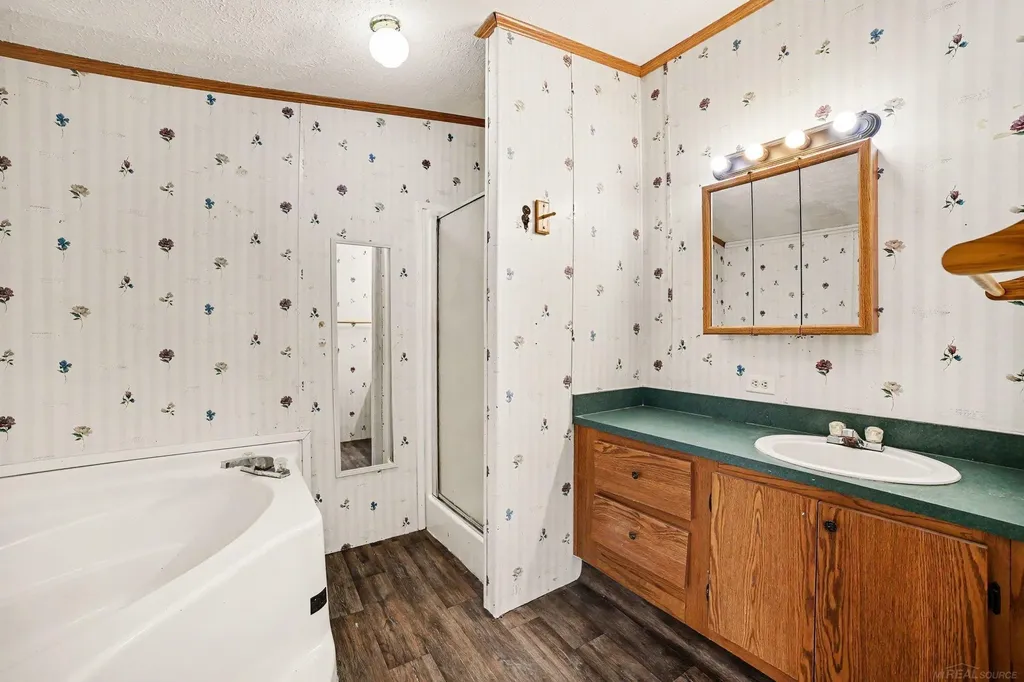 1717 W Townline 16 Road Garfield Township MI 48650