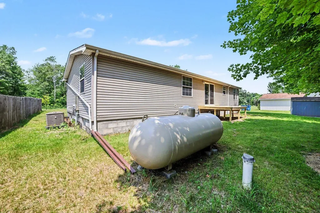 1717 W Townline 16 Road Garfield Township MI 48650