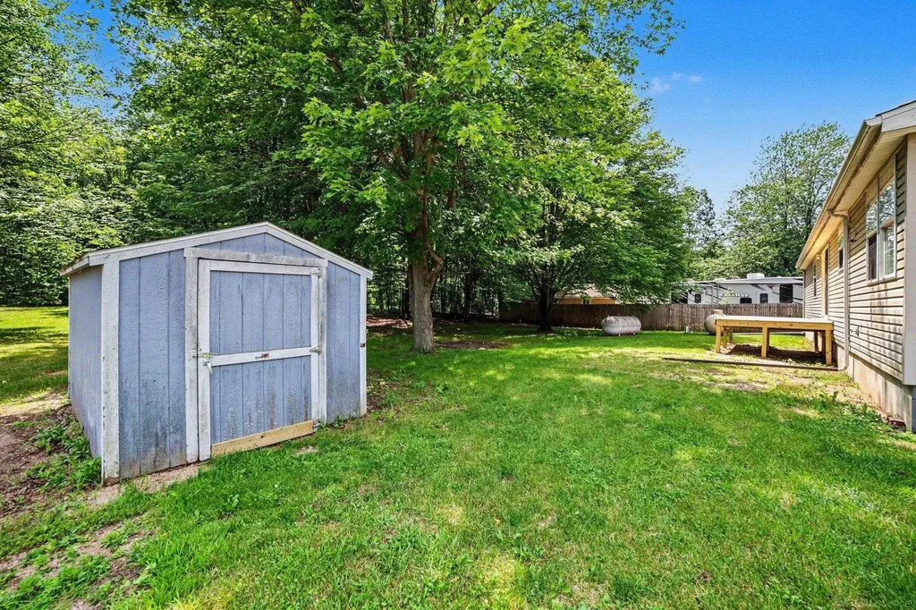 1717 W Townline 16 Road Garfield Township MI 48650