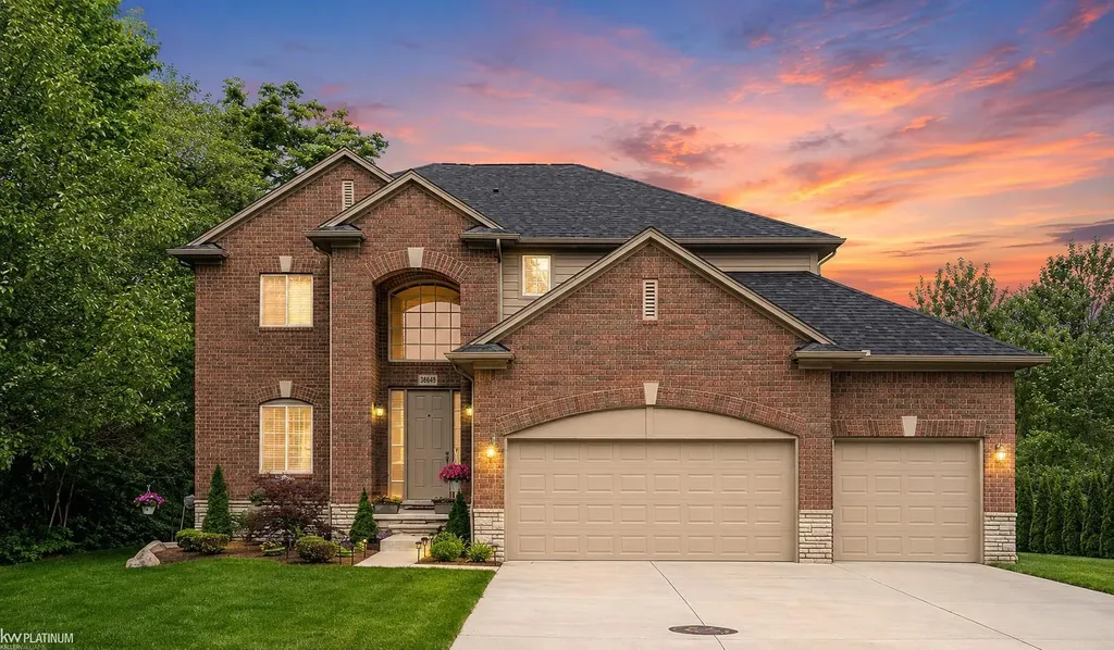 4308 Hawks Nest Road Shelby Charter Township MI 48317