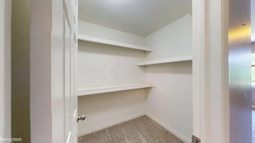4308 Hawks Nest Road Shelby Charter Township MI 48317