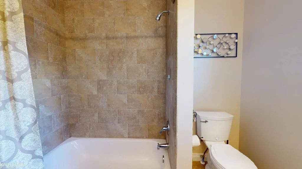 4308 Hawks Nest Road Shelby Charter Township MI 48317