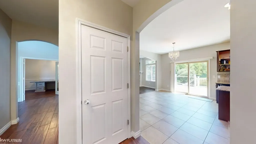 4308 Hawks Nest Road Shelby Charter Township MI 48317