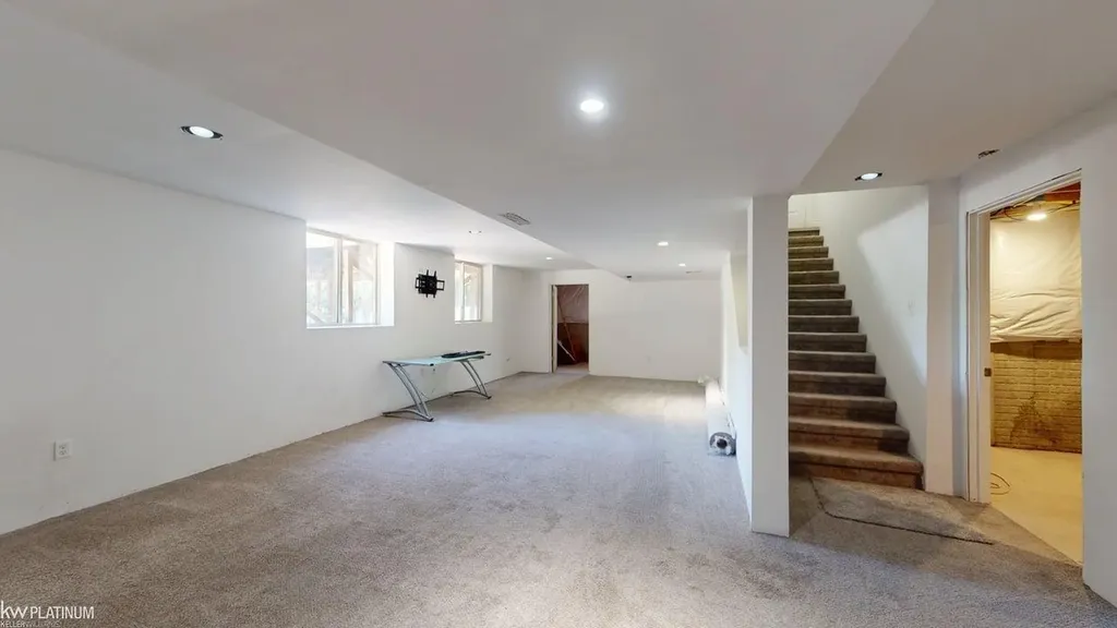 4308 Hawks Nest Road Shelby Charter Township MI 48317