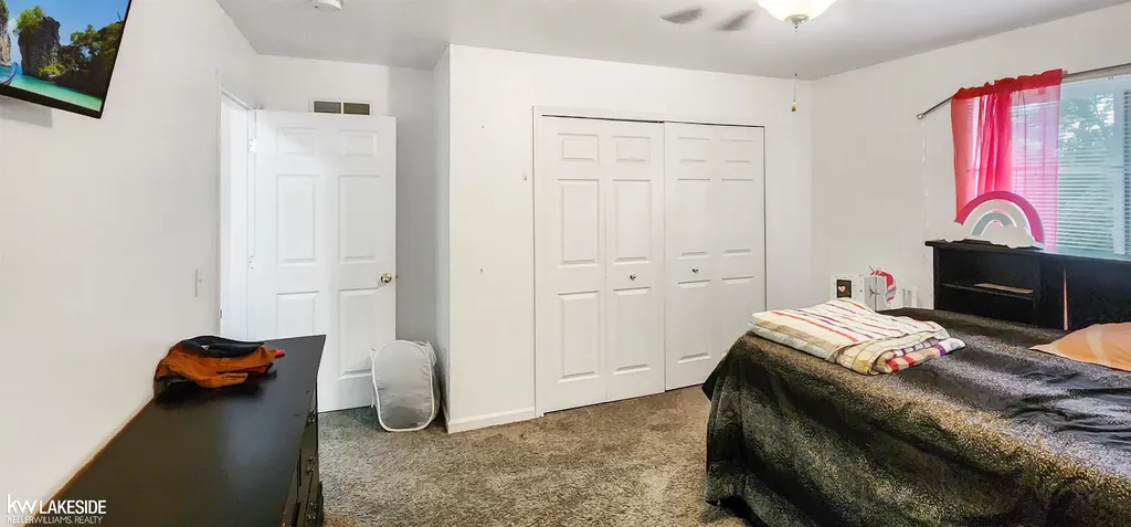 39025 Buckingham Drive Romulus City MI 48174