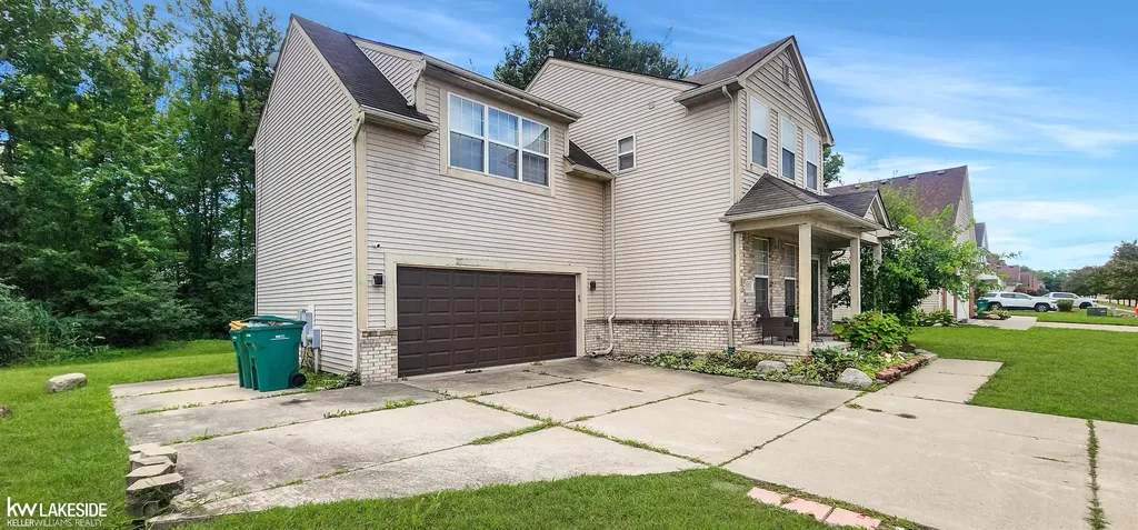 39025 Buckingham Drive Romulus City MI 48174