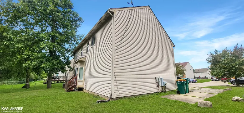 39025 Buckingham Drive Romulus City MI 48174