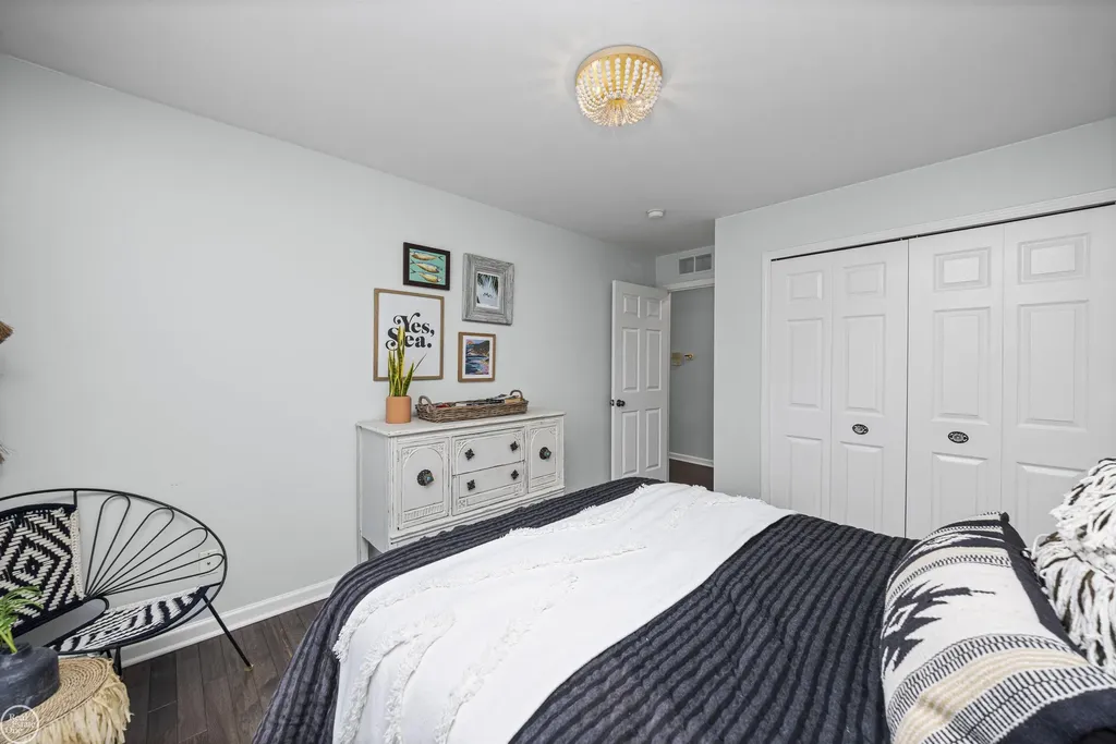 16354 Chatham Drive Macomb Township MI 48044