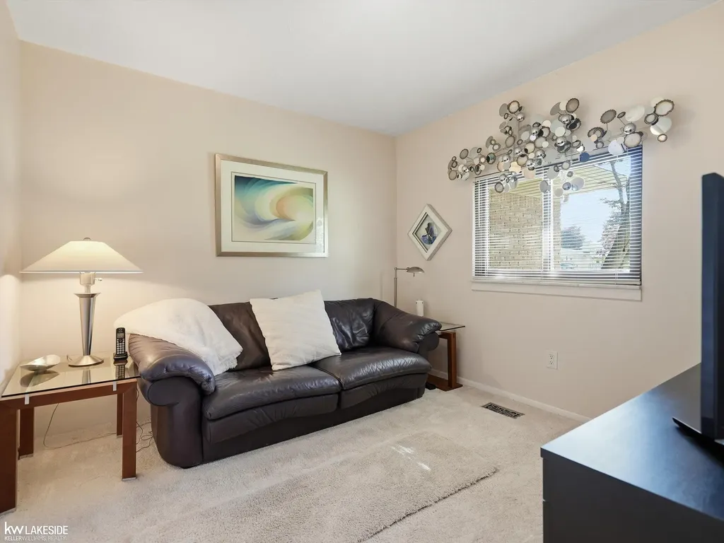 54416 Blue Cloud Drive Shelby Charter Township MI 48315