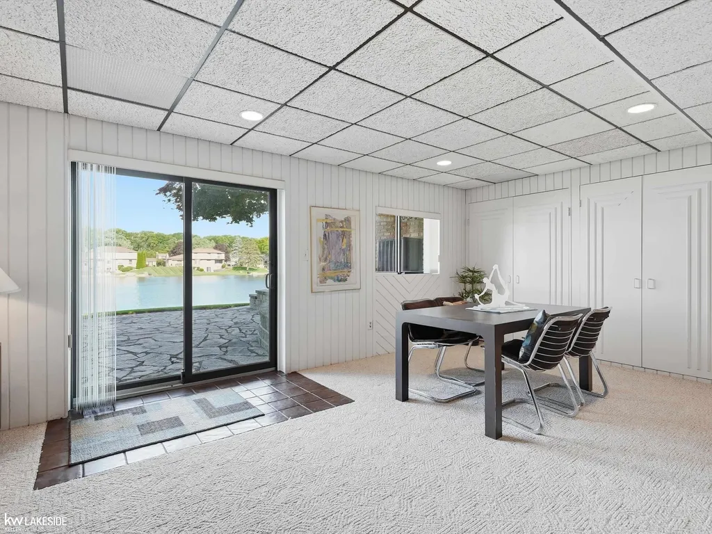 54416 Blue Cloud Drive Shelby Charter Township MI 48315