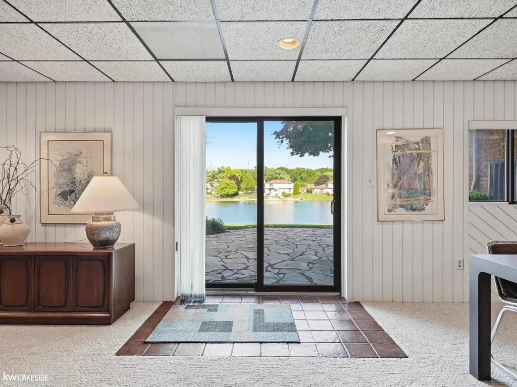 54416 Blue Cloud Drive Shelby Charter Township MI 48315