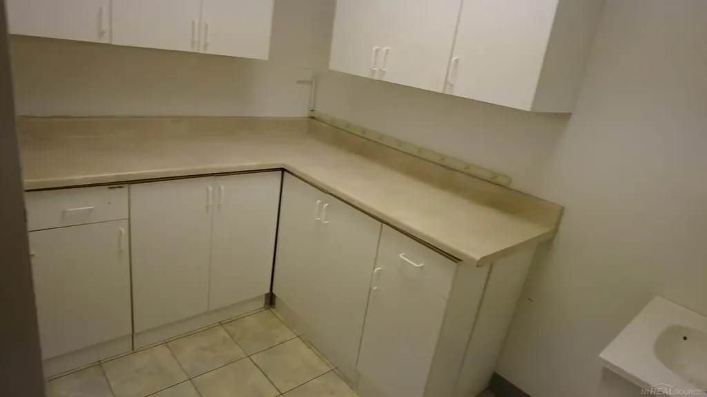 1808 Pennsylvania Avenue Lansing City MI 48910