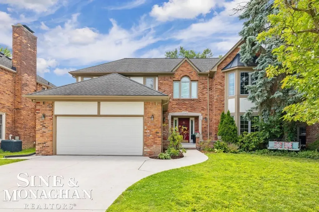 1045 Whittier Road Grosse Pointe Park City MI 48230