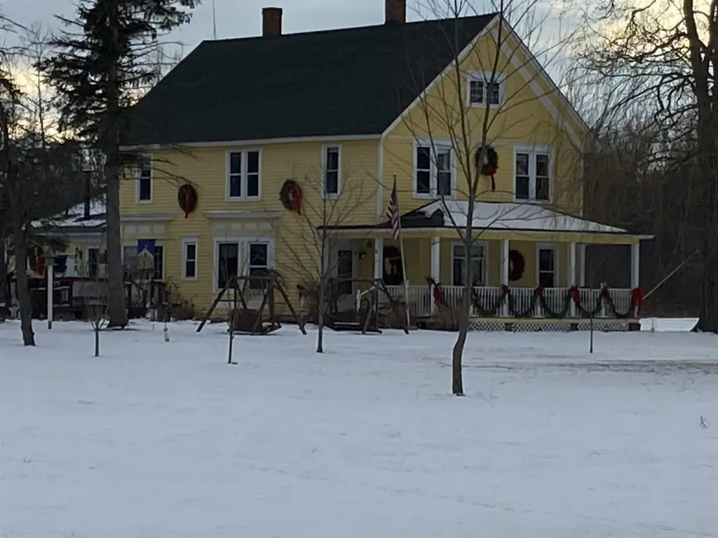 6171 Puttygut Road China Township MI 48054