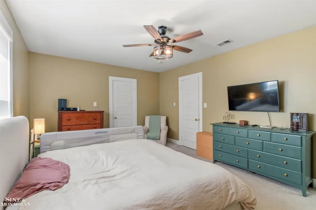 1025 Beaconsfield Avenue Grosse Pointe Park City MI 48230