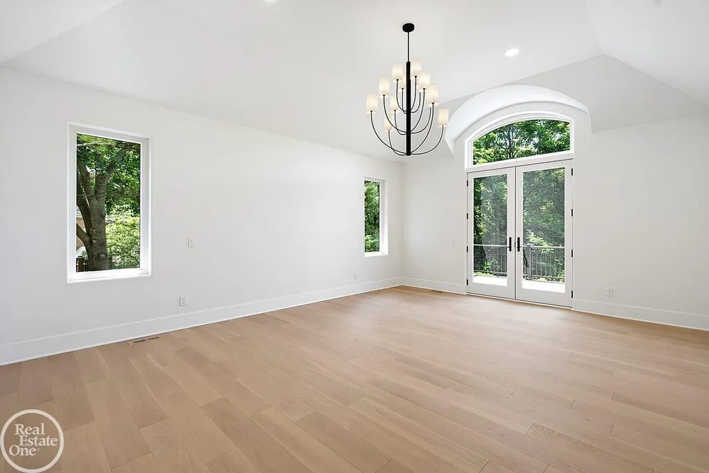 4585 Kiftsgate Bend Bloomfield Charter Township MI 48302