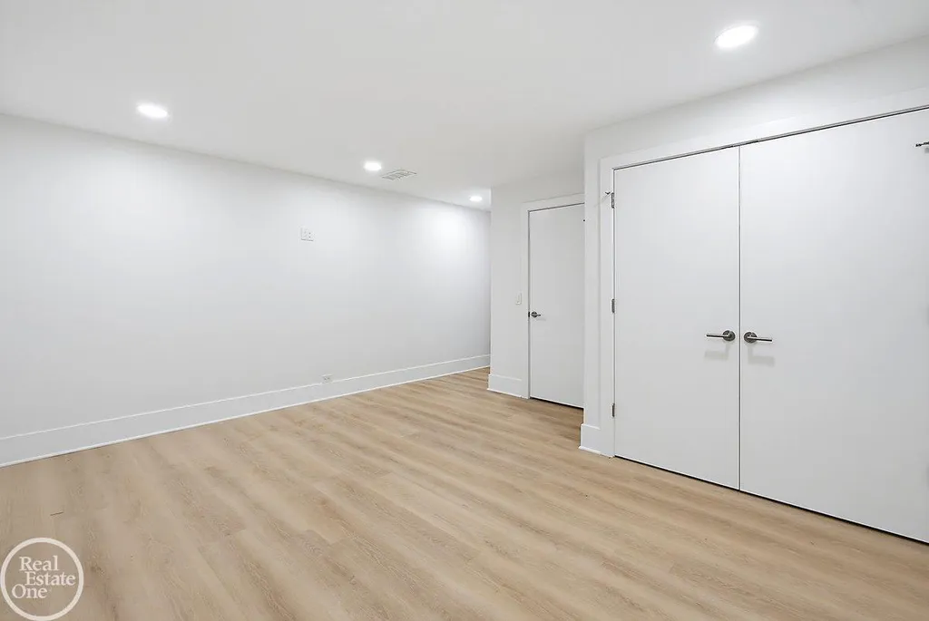 4585 Kiftsgate Bend Bloomfield Charter Township MI 48302