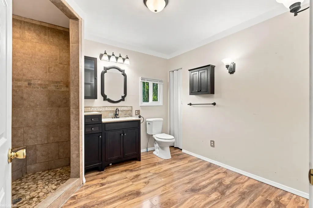 5469 Parker Road Fort Gratiot Charter Township MI 48059