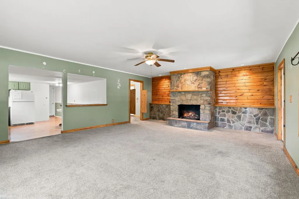 5469 Parker Road Fort Gratiot Charter Township MI 48059
