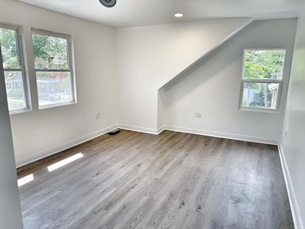 440 Sackett Avenue Monroe City MI 48162