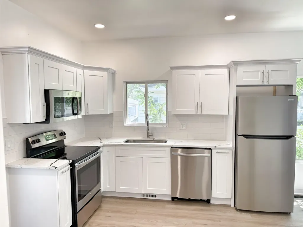 440 Sackett Avenue Monroe City MI 48162