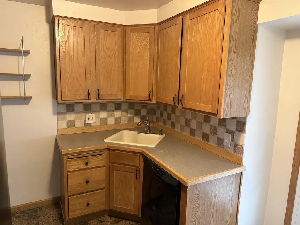 216 Linden Avenue Royal Oak City MI 48073