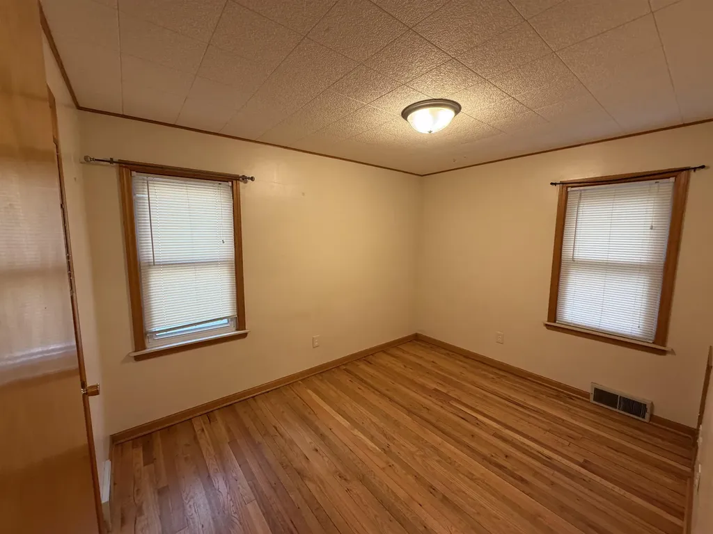 216 Linden Avenue Royal Oak City MI 48073