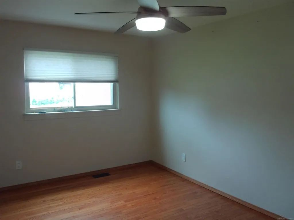 41223 Sesame Drive Sterling Heights City MI 48314