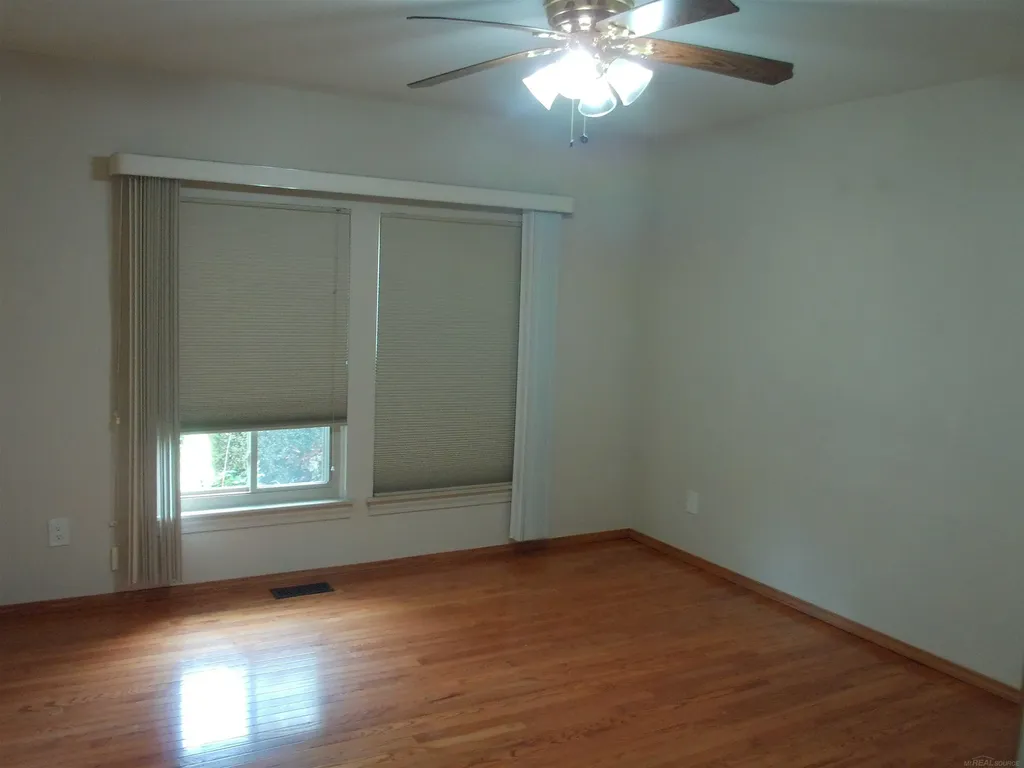 41223 Sesame Drive Sterling Heights City MI 48314