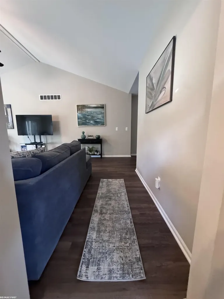 45871 Karam Drive Shelby Charter Township MI 48315