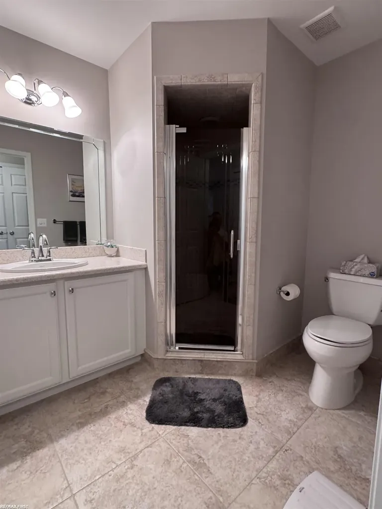 45871 Karam Drive Shelby Charter Township MI 48315