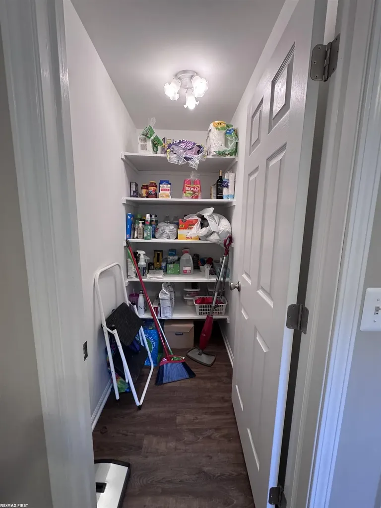 45871 Karam Drive Shelby Charter Township MI 48315