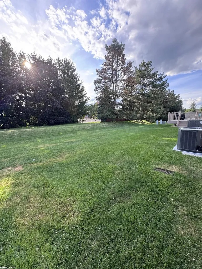 45871 Karam Drive Shelby Charter Township MI 48315
