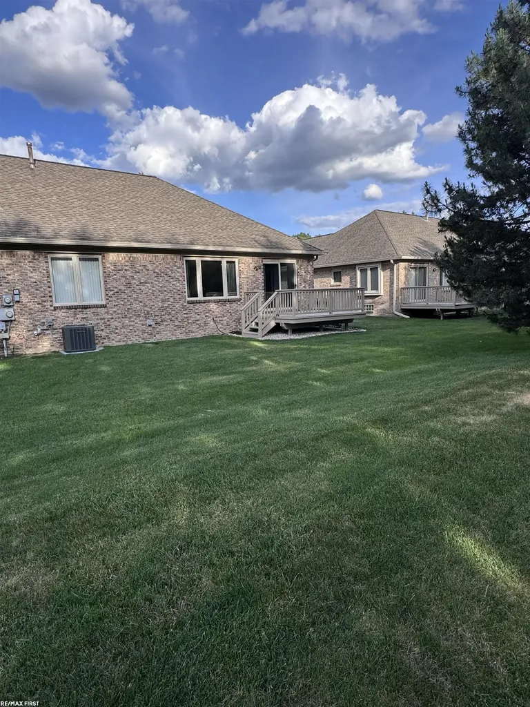 45871 Karam Drive Shelby Charter Township MI 48315