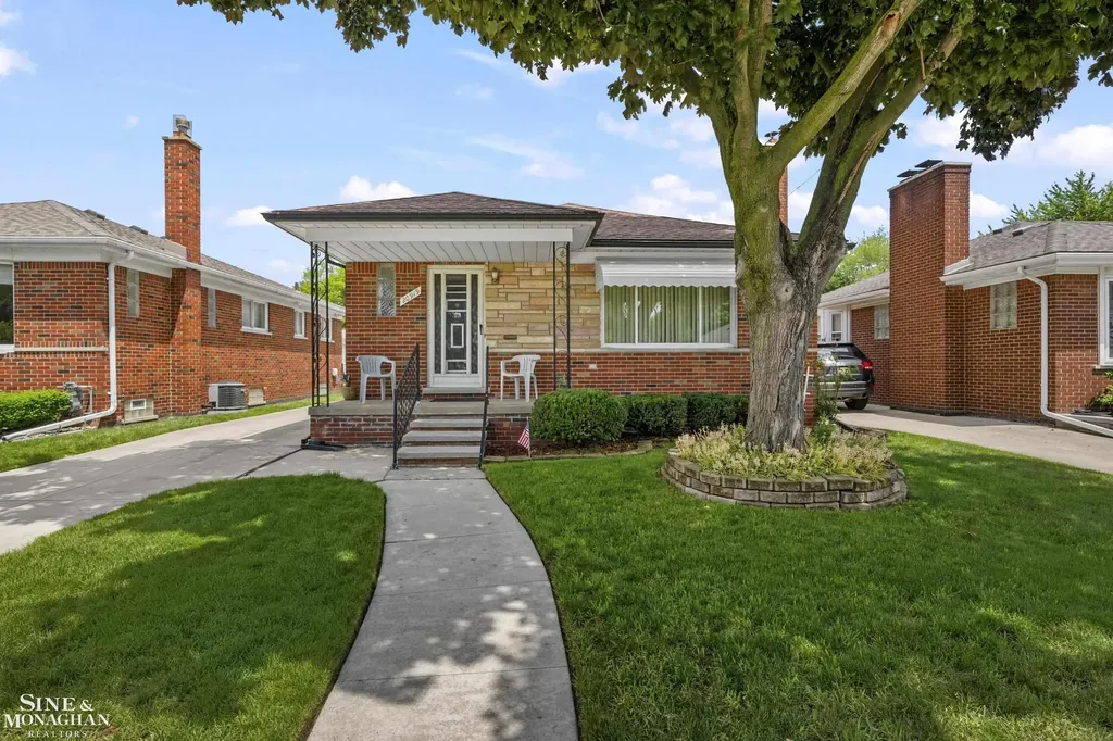 20919 Ardmore Park Drive St. Clair Shores City MI 48081