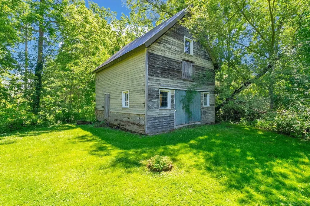 5699 Main Street Lexington Village MI 48450