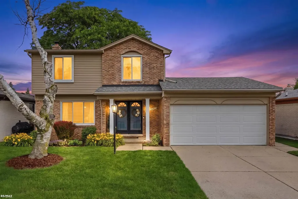 16313 Greenland Drive Macomb Township MI 48044