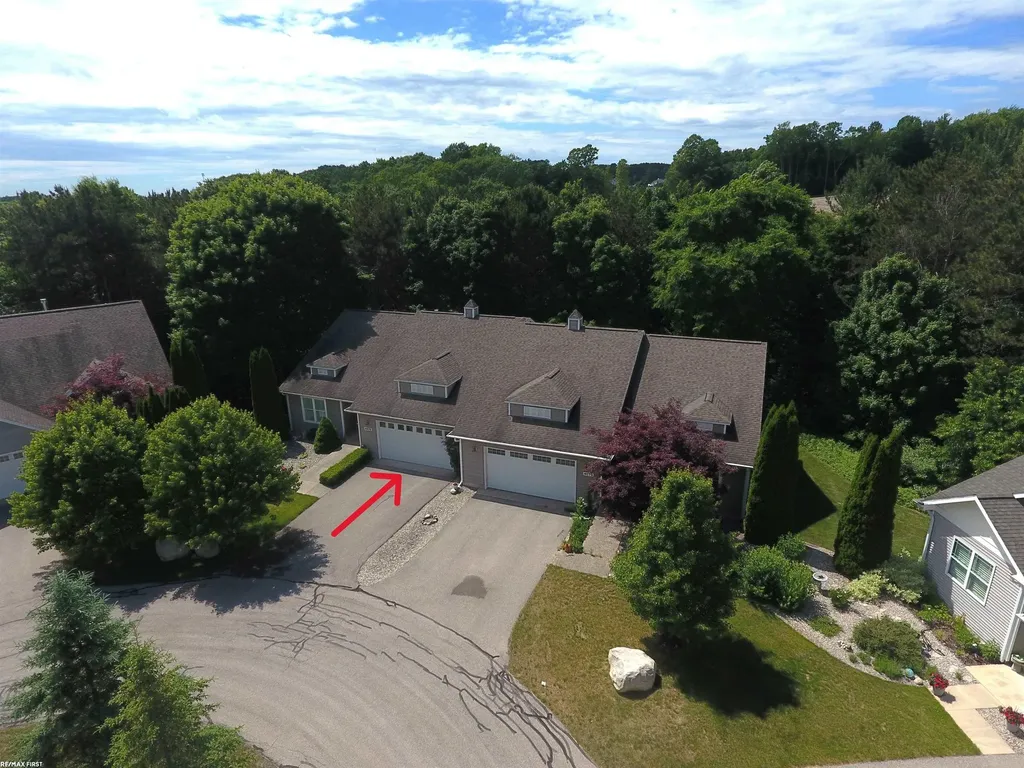 4575 Black Bear Drive Long Lake Township MI 49685