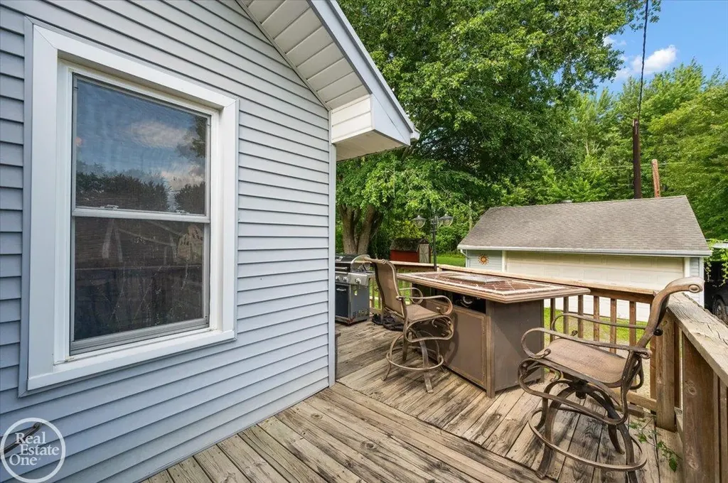3453 Palms Road Casco Township MI 48064