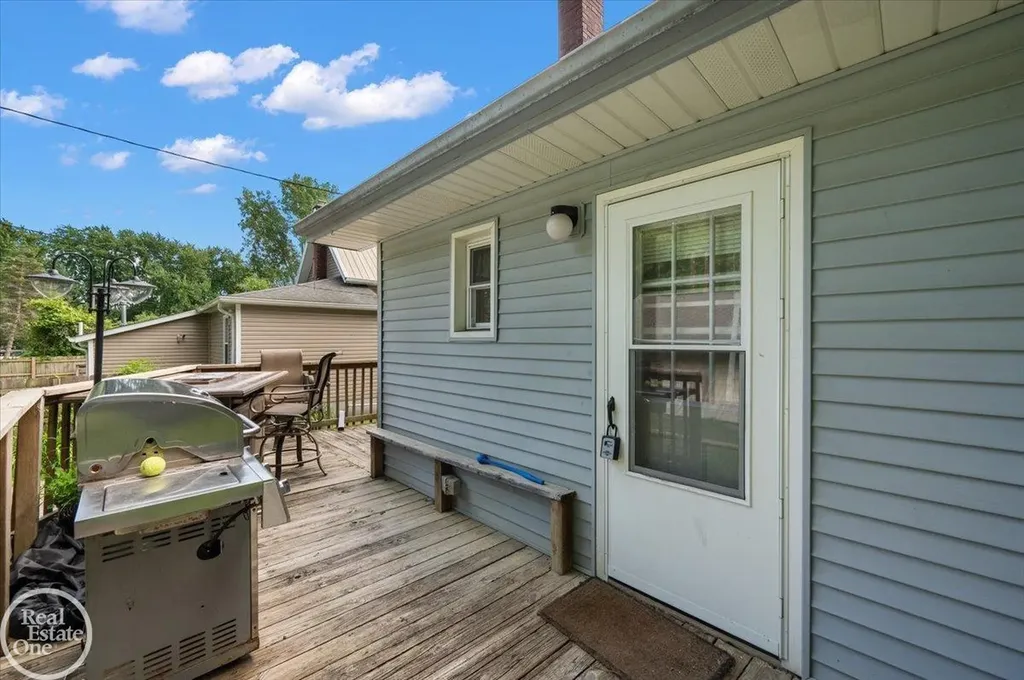 3453 Palms Road Casco Township MI 48064