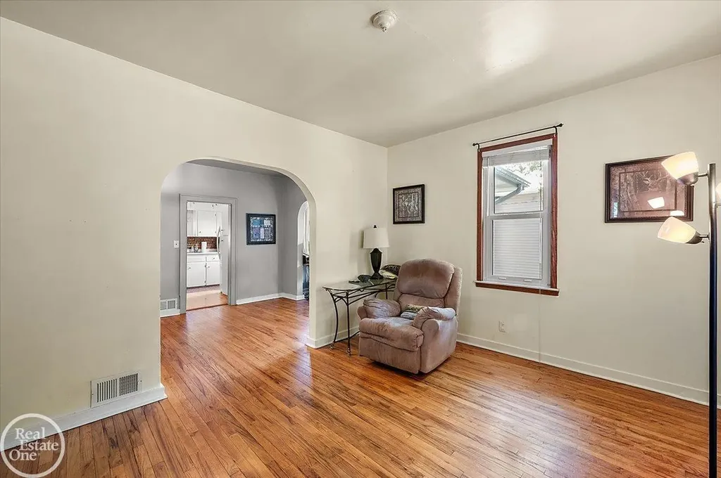 3453 Palms Road Casco Township MI 48064