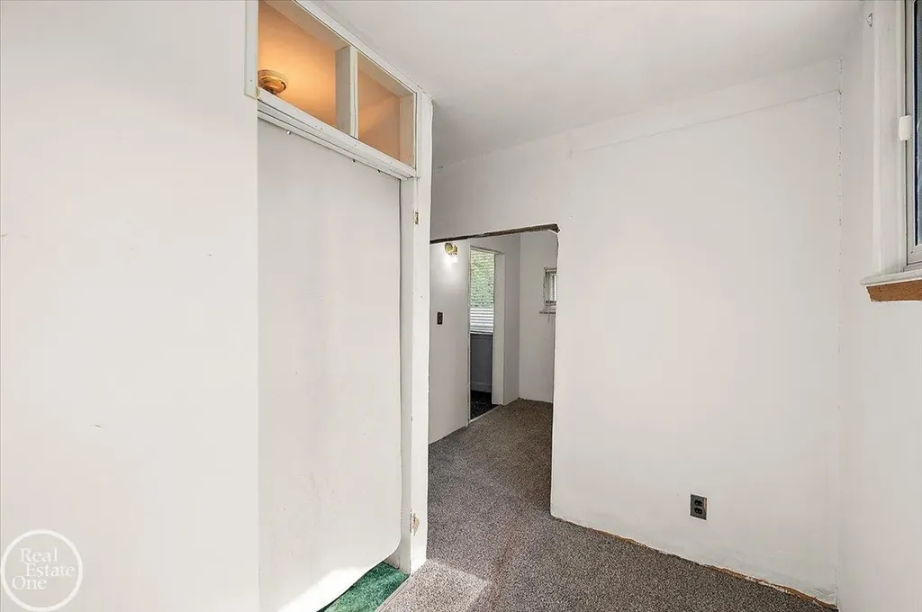 3453 Palms Road Casco Township MI 48064