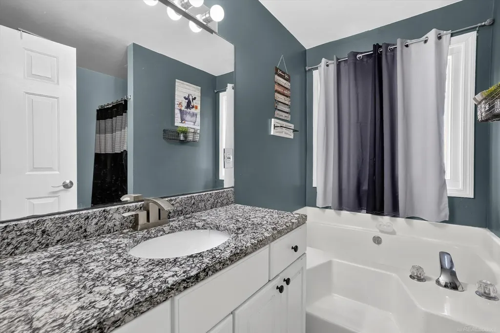 1433 Newcastle Drive Davison Township MI 48423
