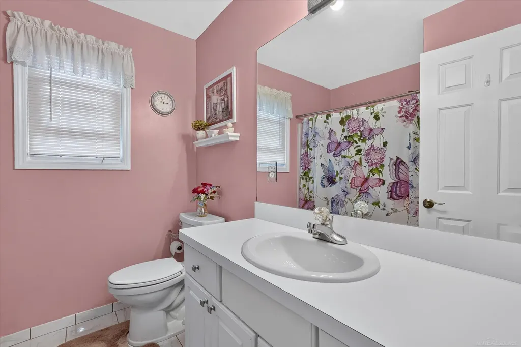 1433 Newcastle Drive Davison Township MI 48423